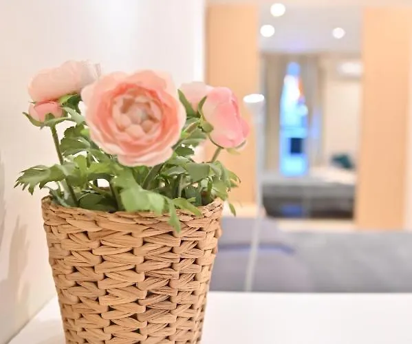 Perlablu In Centro 住宿加早餐酒店 那不勒斯