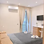 Bed & Breakfast Perlablu In Centro