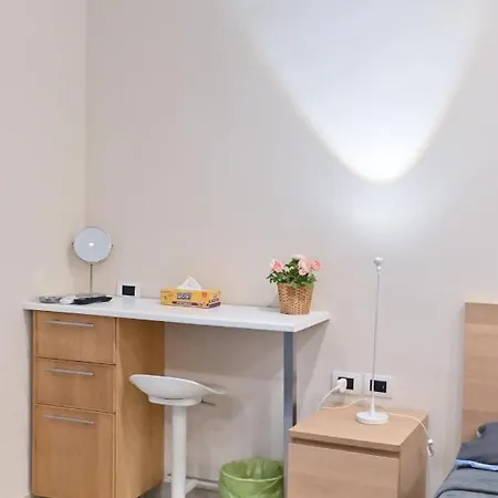Oda ve Kahvaltı Perlablu In Centro 3*